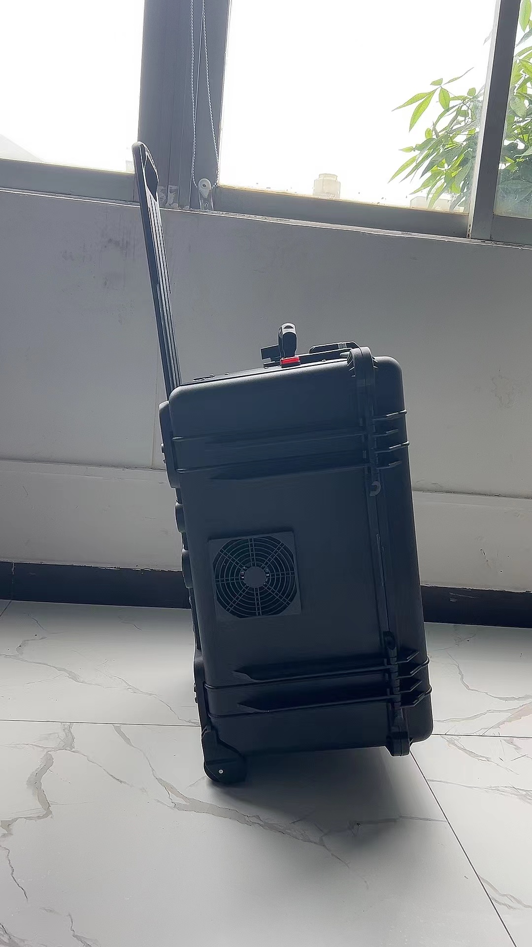 彭州手拉箱型移动通信干扰器